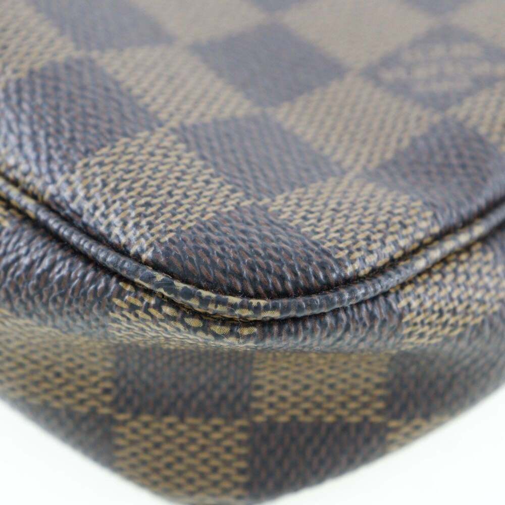 LOUIS VUITTON Authentic Brown Damier Canvas Pouch - Picture 4 of 6